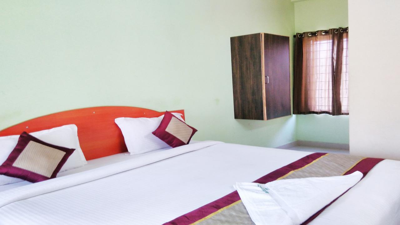 Ssb Residency Hotel Tirupati Ngoại thất bức ảnh